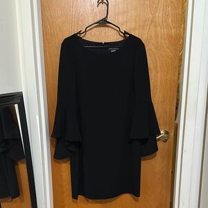 Jessica Howard Elegant Black Dress with Flared Sleeves size 14